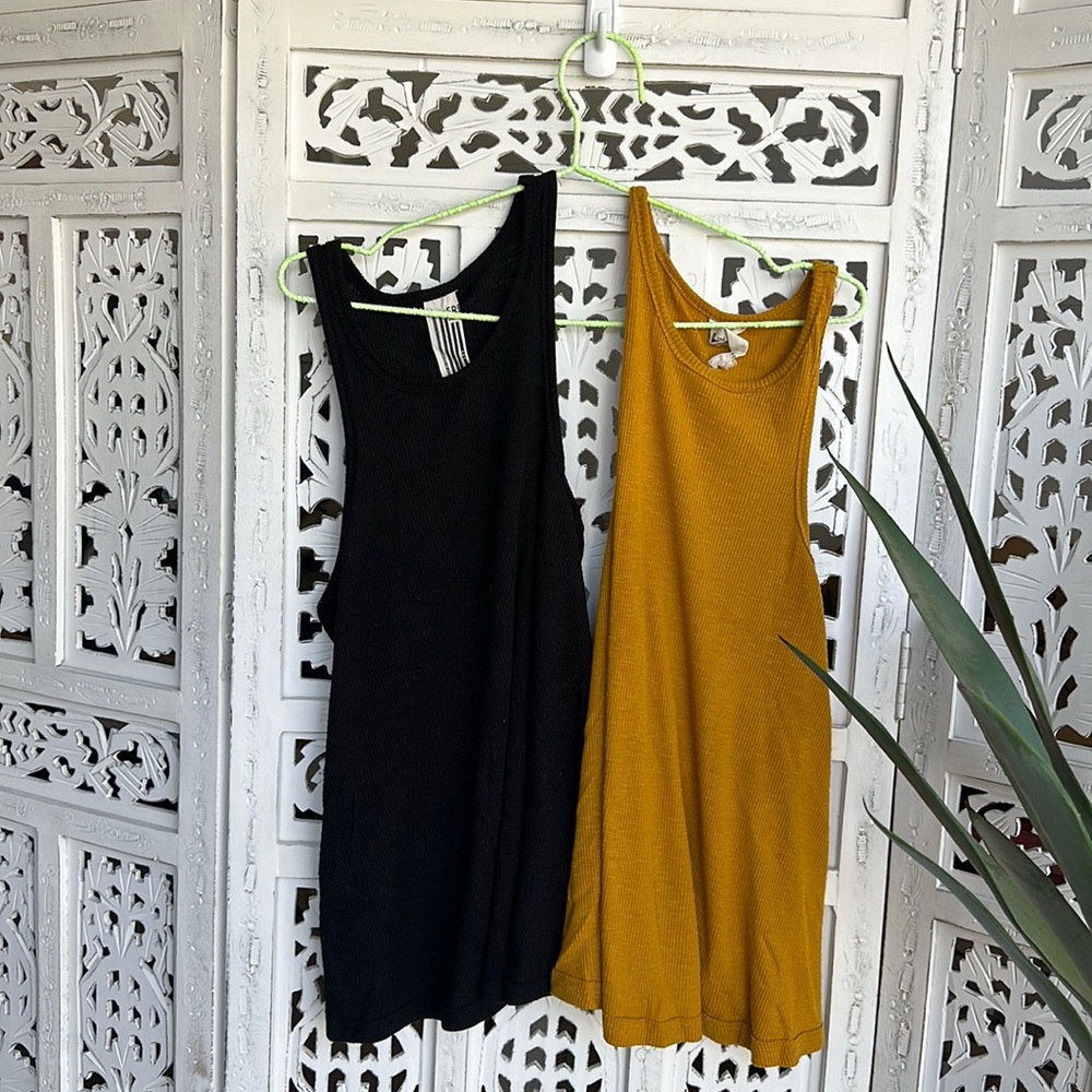 TWO PACK free people tanks